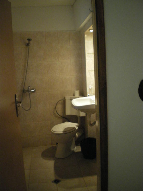 Old House Hostel Burgas Ruang foto