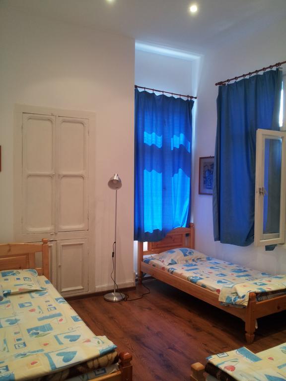 Old House Hostel Burgas Ruang foto